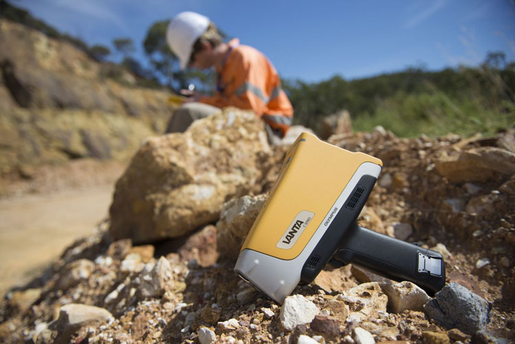 手持式XRF矿石元素分析仪对硫化镍等矿石测试的解决方案